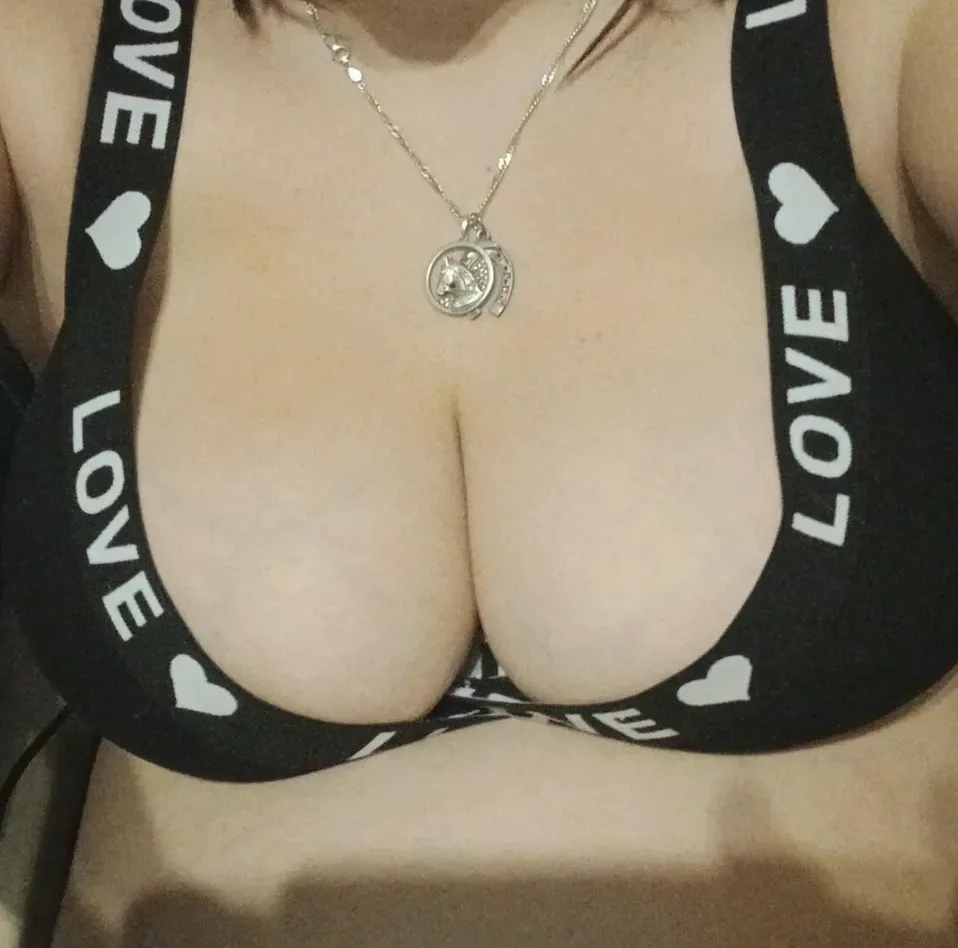 Manuela, 26 anni