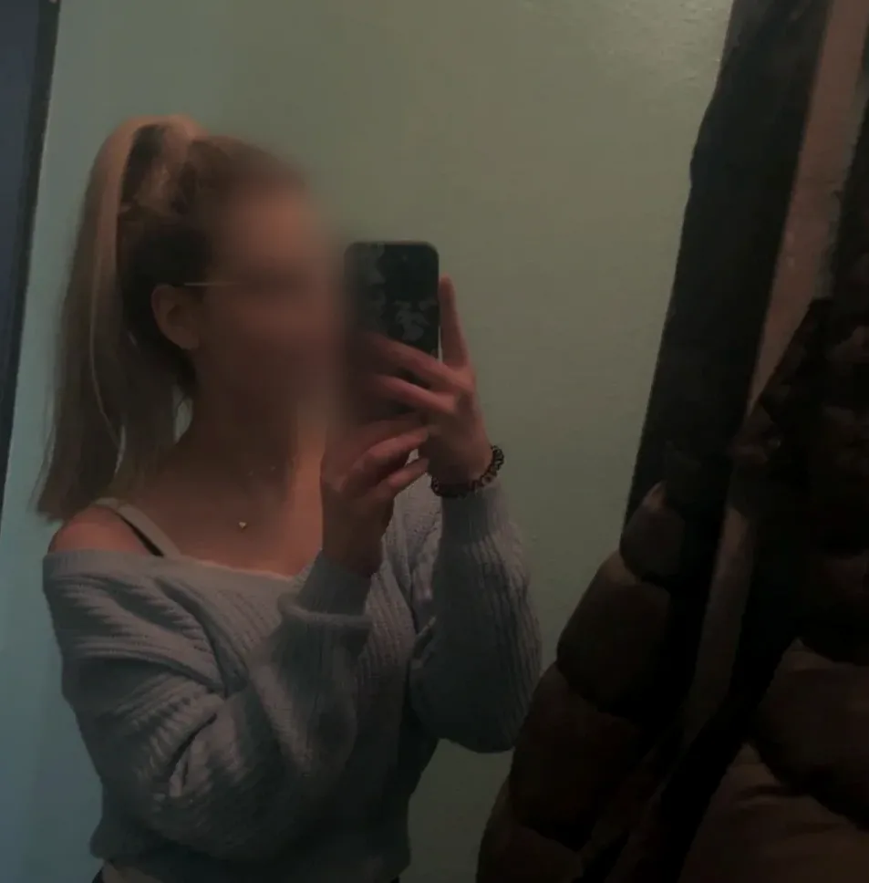 Manuela, 26 anni