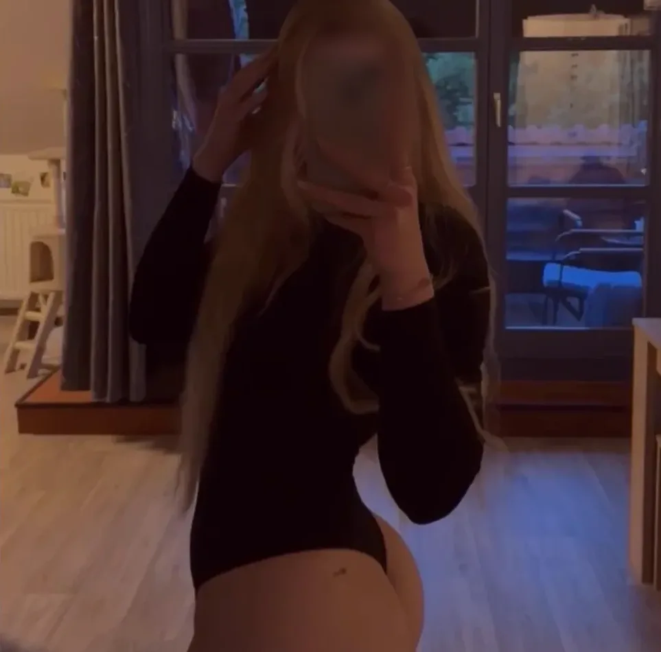 Megi, 23 anni